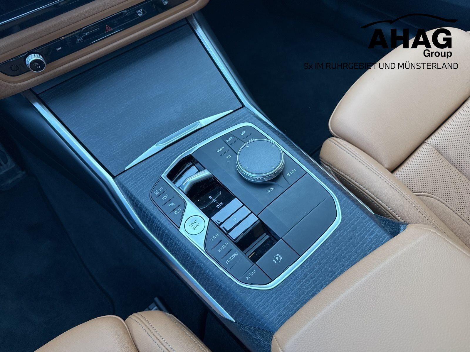 BMW 330e xDrive Touring M Sport AHK Pano H/K 360° HU