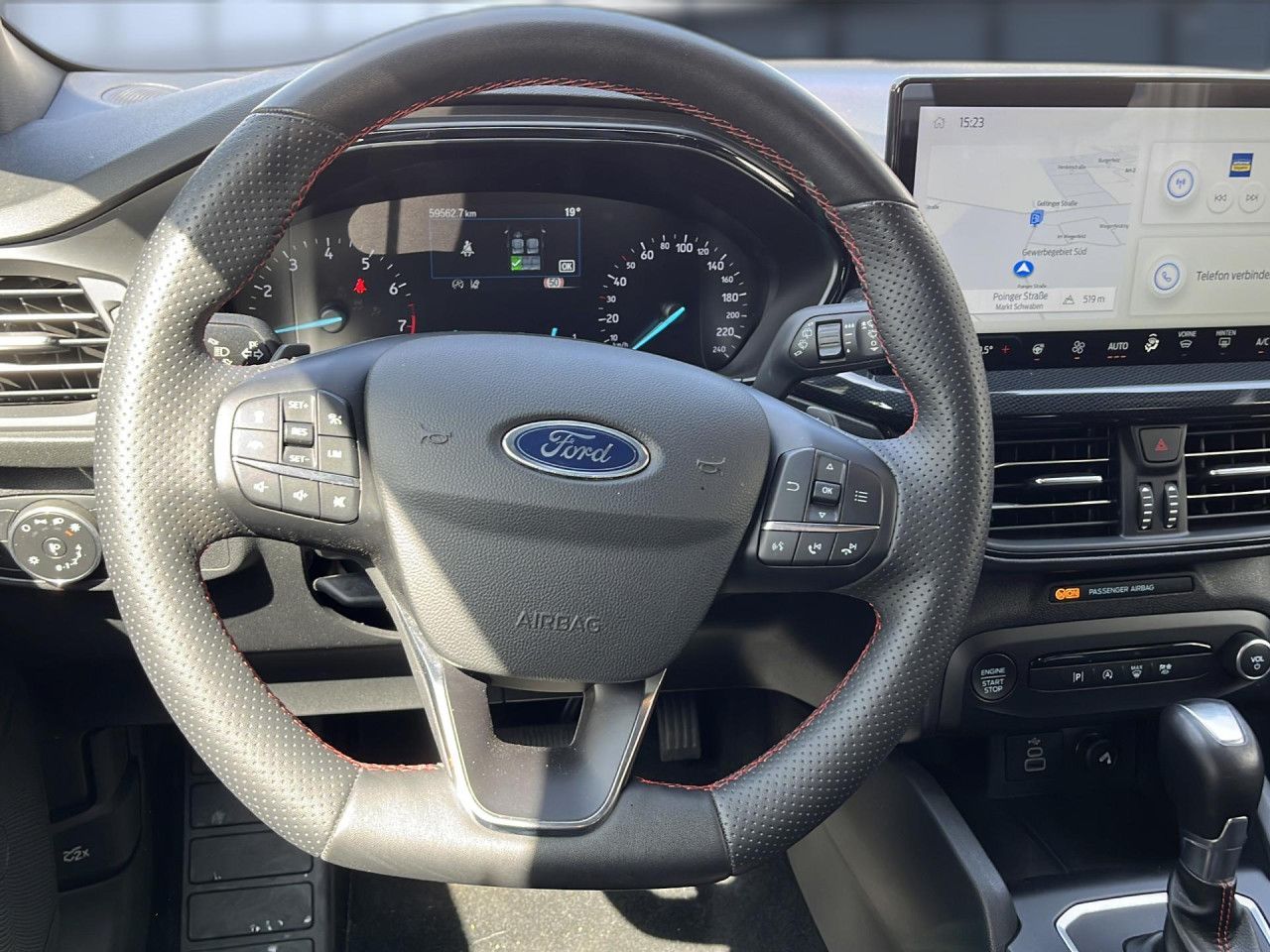 Ford Focus ST-Line Bluetooth Navi LED Klima