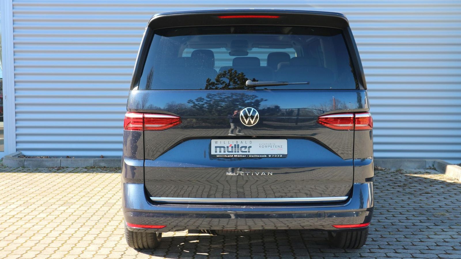 Volkswagen Multivan Style - Samsaru's Car Outlet