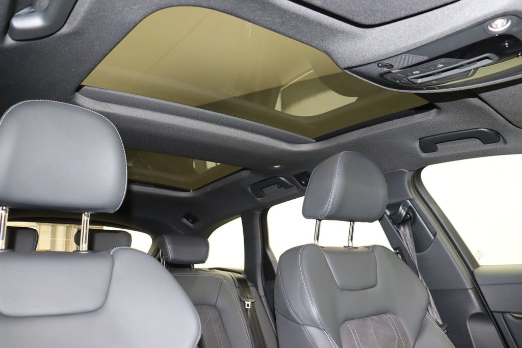 Audi A6 Avant 40 TDI quattro S line - Samsaru's Car Outlet