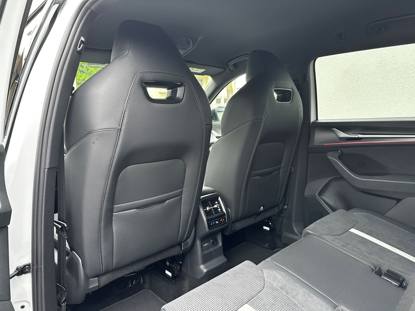Skoda Kodiaq II 1.5 TSI iV DSG Sportline DCC  AHK Matr