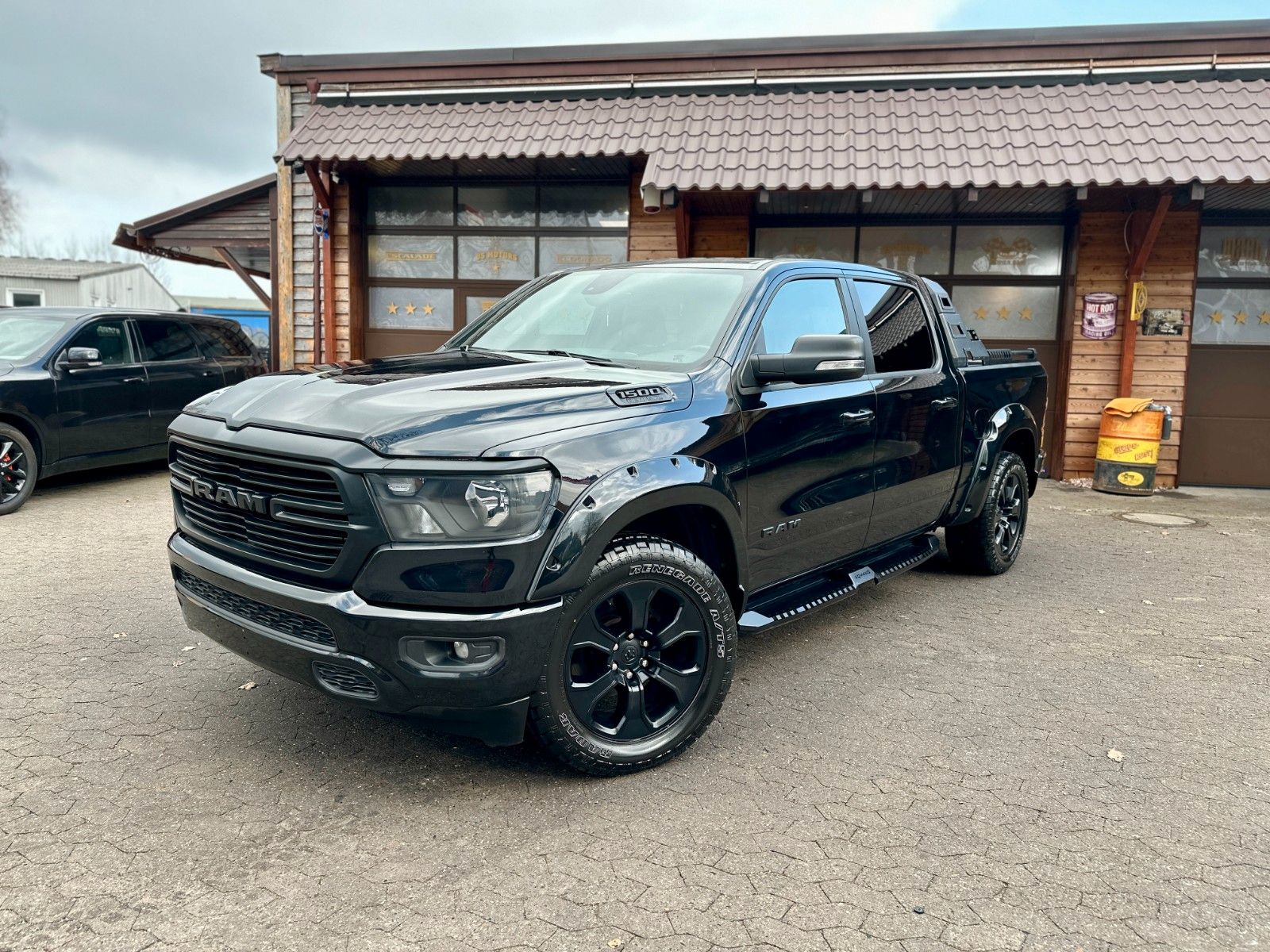 Dodge 1500 V8 5,7L*LPG*4X4*OFF-ROAD*AHK*BÜGEL*GARANTIE