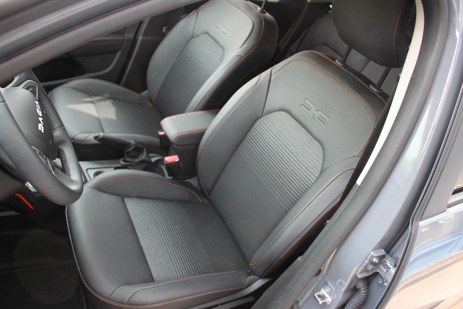 Dacia Duster TCe 150 - Samsaru's Car Outlet