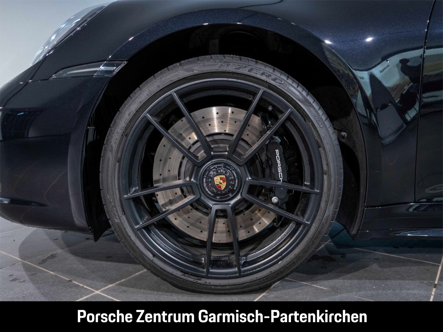 Porsche 992 911 Targa 4 GTS Matrix LED LenkradHZG Temp