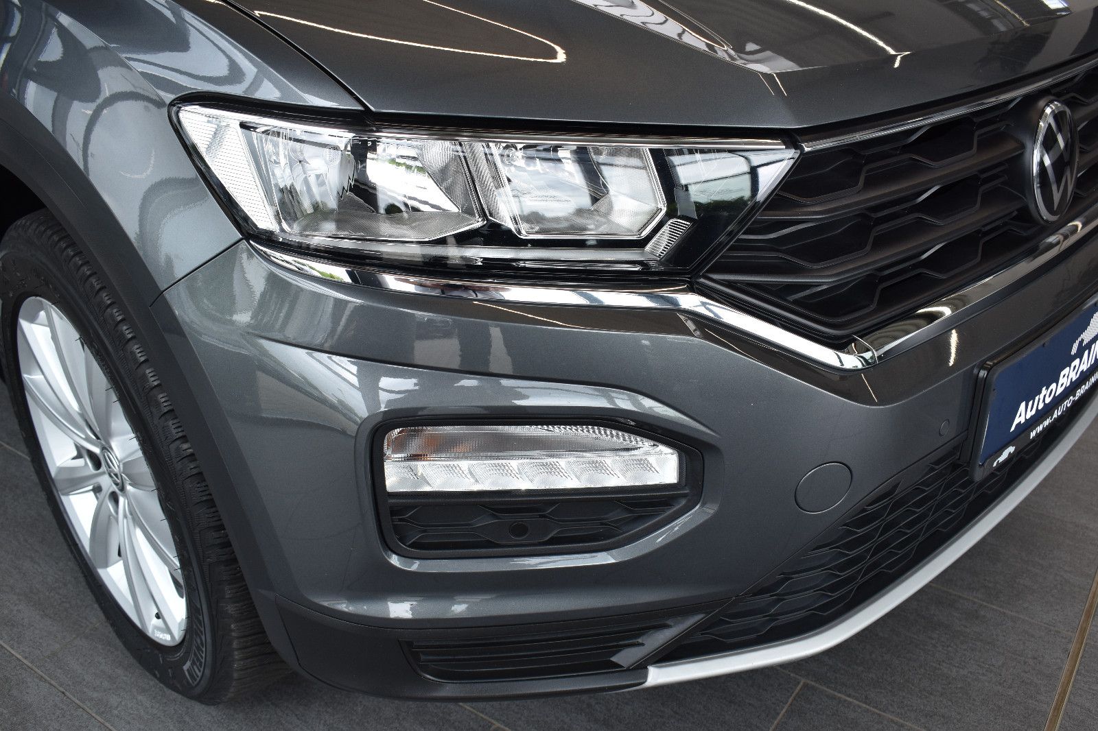 Volkswagen T-Roc 2.0TDI DSG Active - Samsaru's Car Outlet