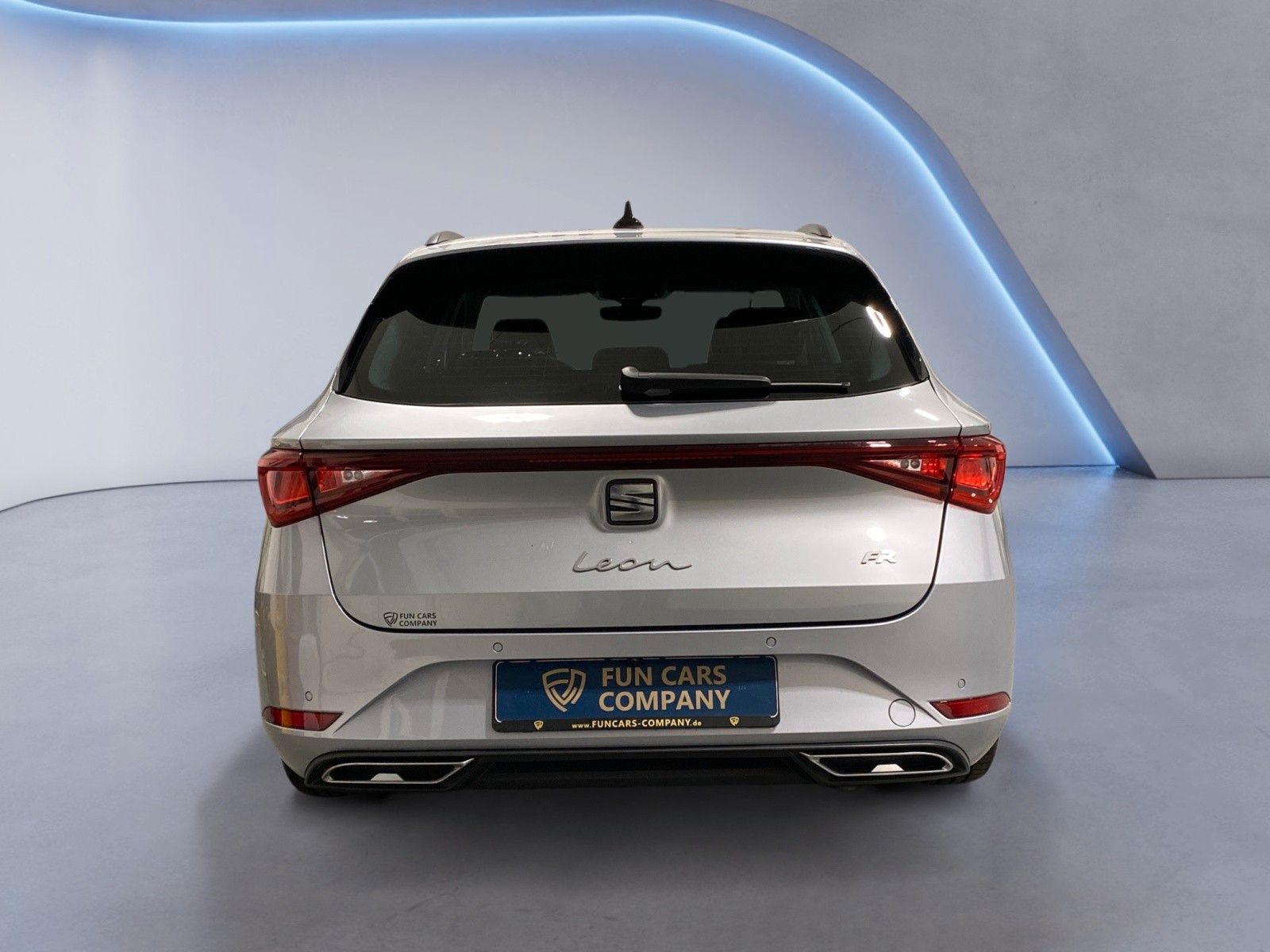 Seat Leon Sportstourer FR AHK Kamera Navi SHZ LED DAB