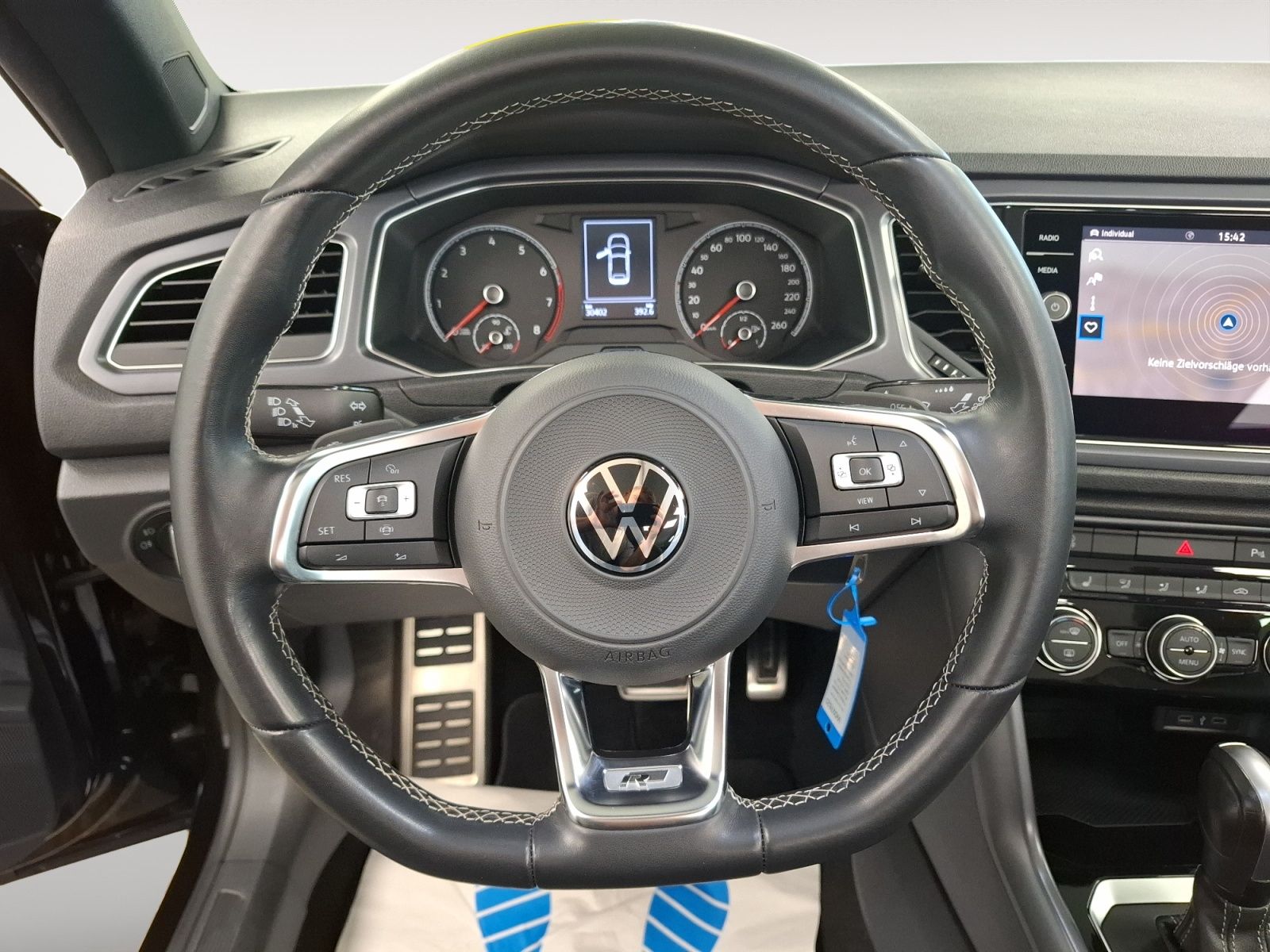 Volkswagen T-Roc R-Line - Samsaru's Car Outlet