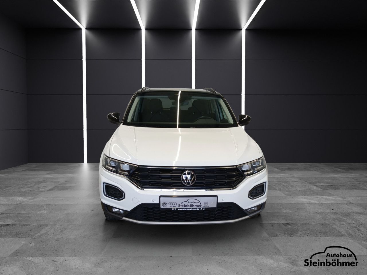 Volkswagen T-ROC United 1.5TSI DSG - Samsaru's Car Outlet