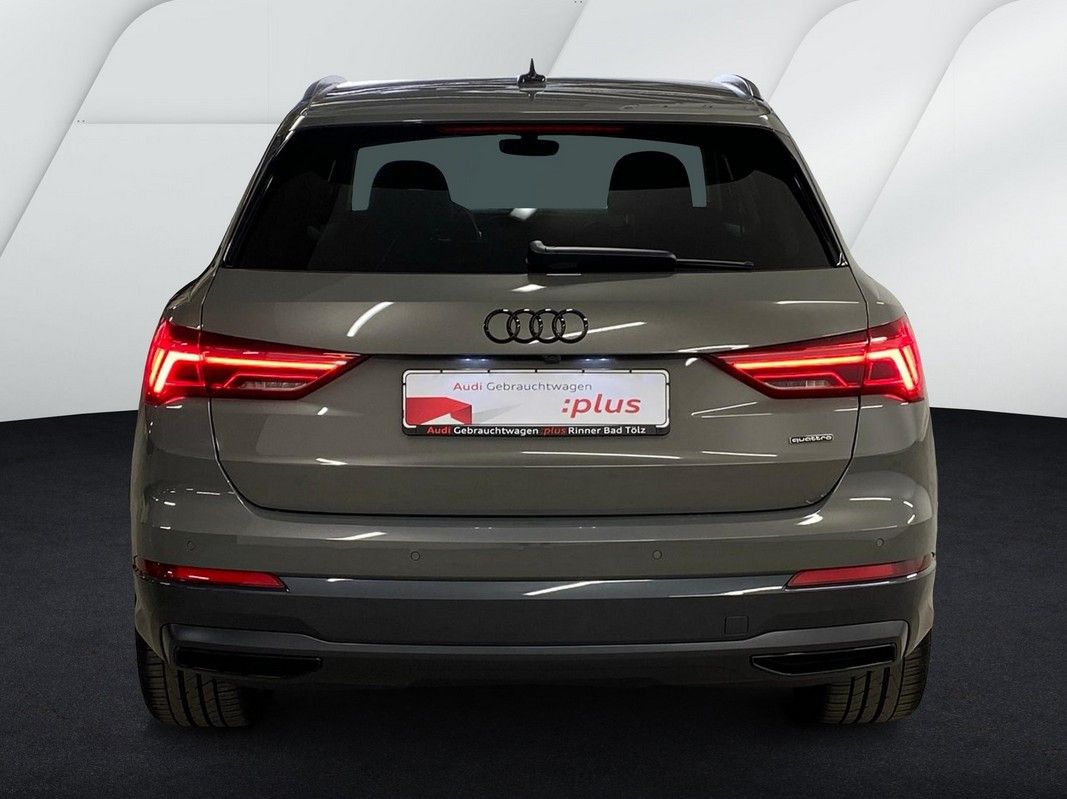 Audi Q3 45 TFSI quattro advanced - Samsaru's Car Outlet