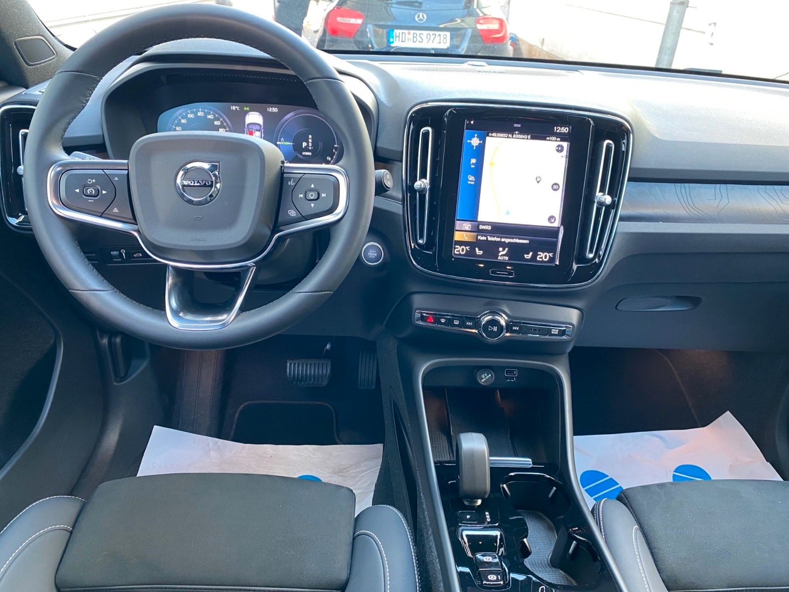 Volvo XC40 Recharge - Samsaru's Car Outlet