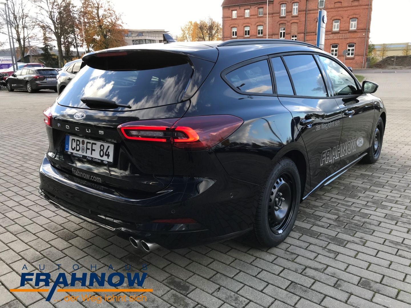 Ford Focus Turnier 1.0L ST-LINE X MATRIX-LED AHK B&O