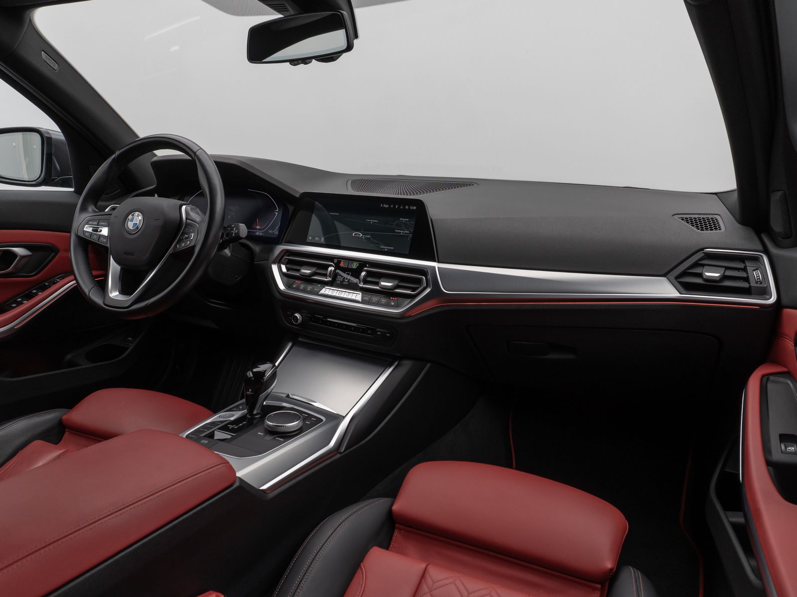 BMW 330i xD SportLine - Samsaru's Car Outlet