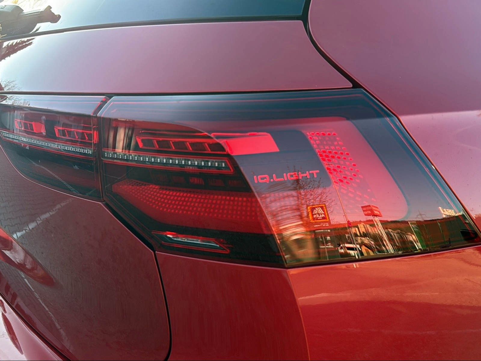 Volkswagen Golf VIII Lim. GTI Matrix | DCC | Pano | Harman