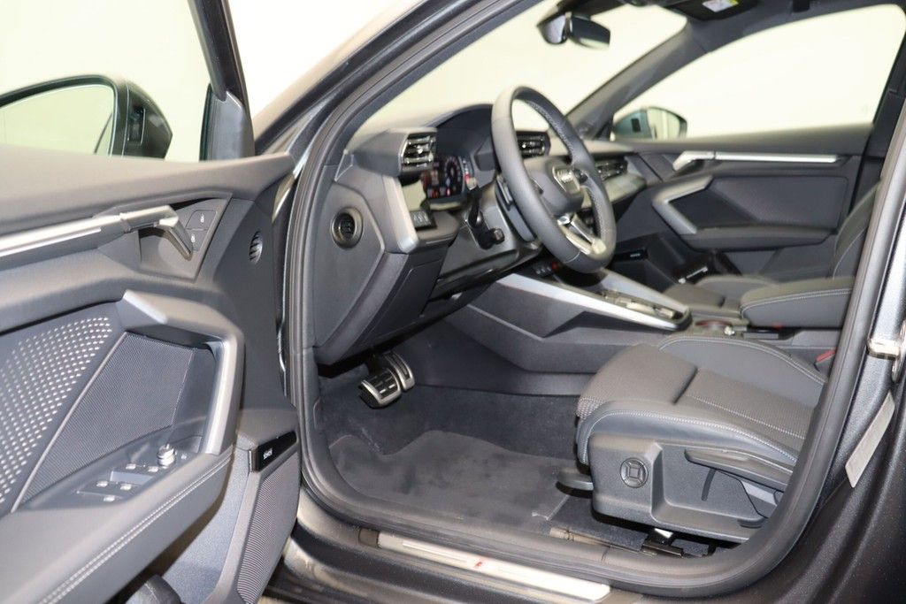 Audi A3 Sportback 35 TDI S line - Samsaru's Car Outlet