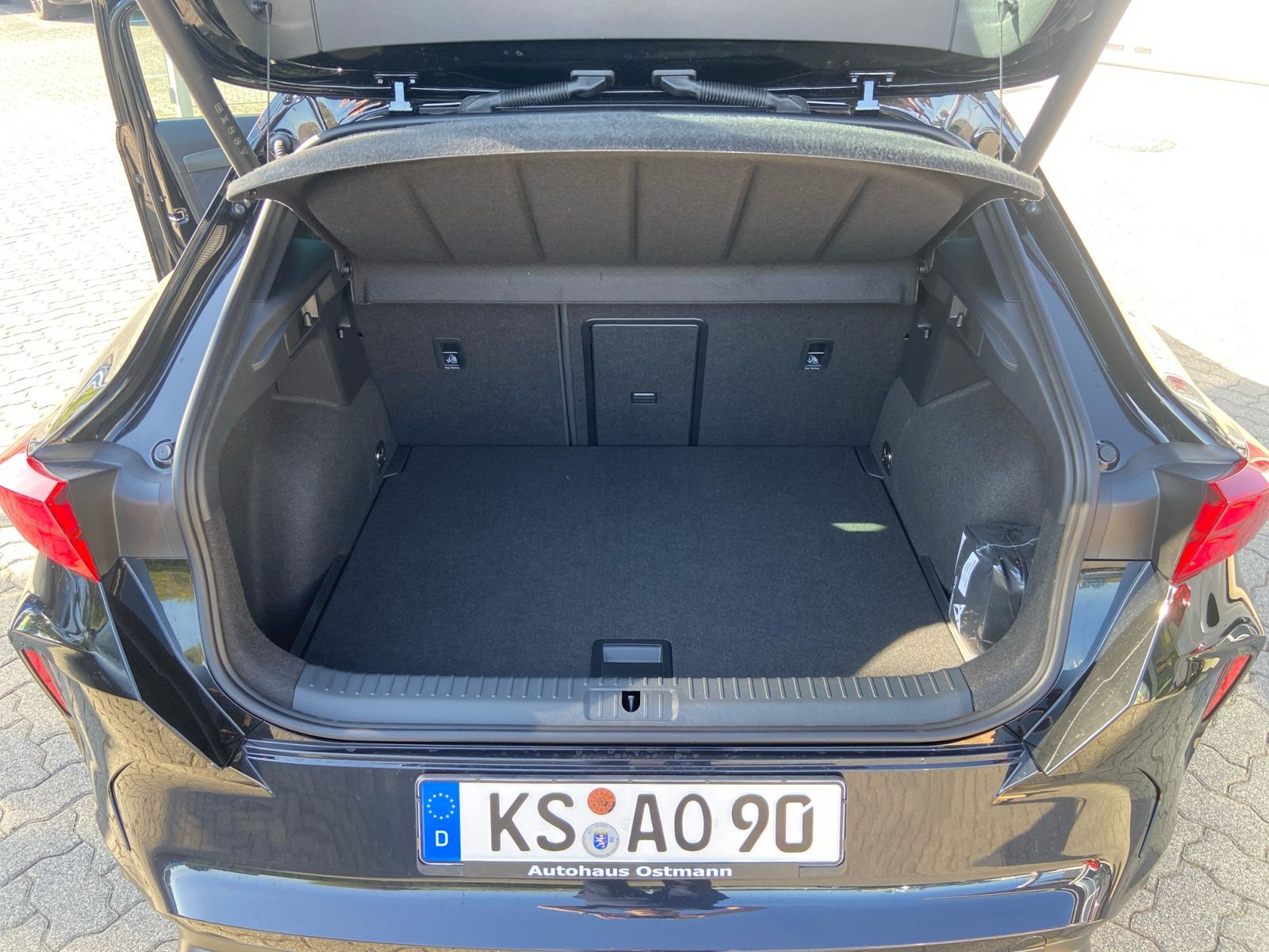 Cupra Formentor 2.0 TSI 4Drive VZ DCC FLA AHK SpurH