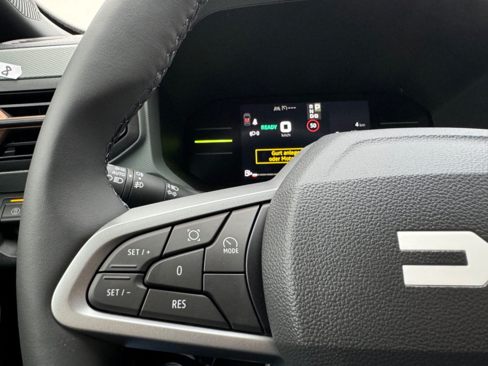 Dacia Duster III Hybrid 140 Extreme - Samsaru's Car Outlet