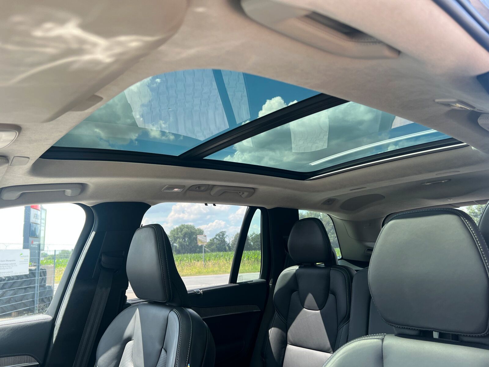 Volvo XC90 T8 AWD Ultimate Dark |LUFT||22|360CAM|PANO