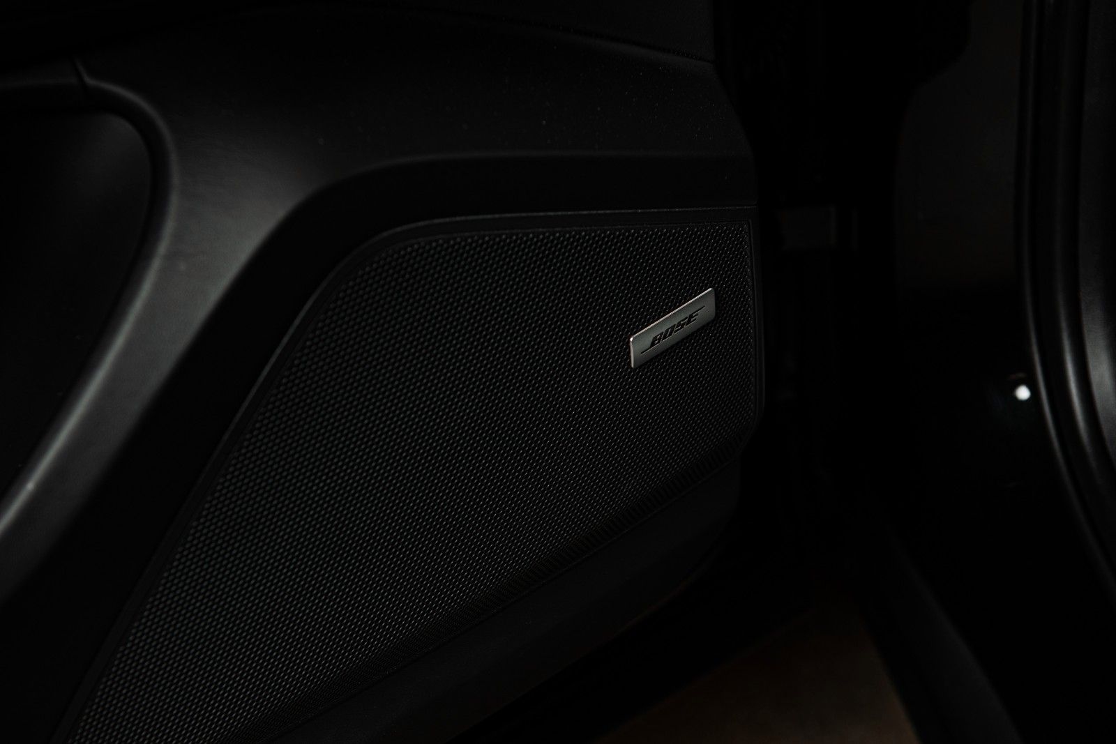 Porsche Cayenne Coupe E-Hybrid / SportDesign / VAT
