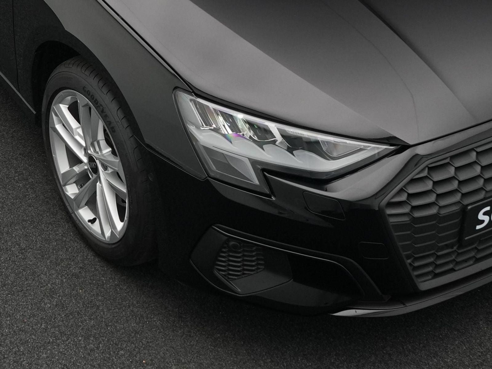 Audi A3 Sportback 40 TFSIe S tronic *VIRTUAL*LED*17''