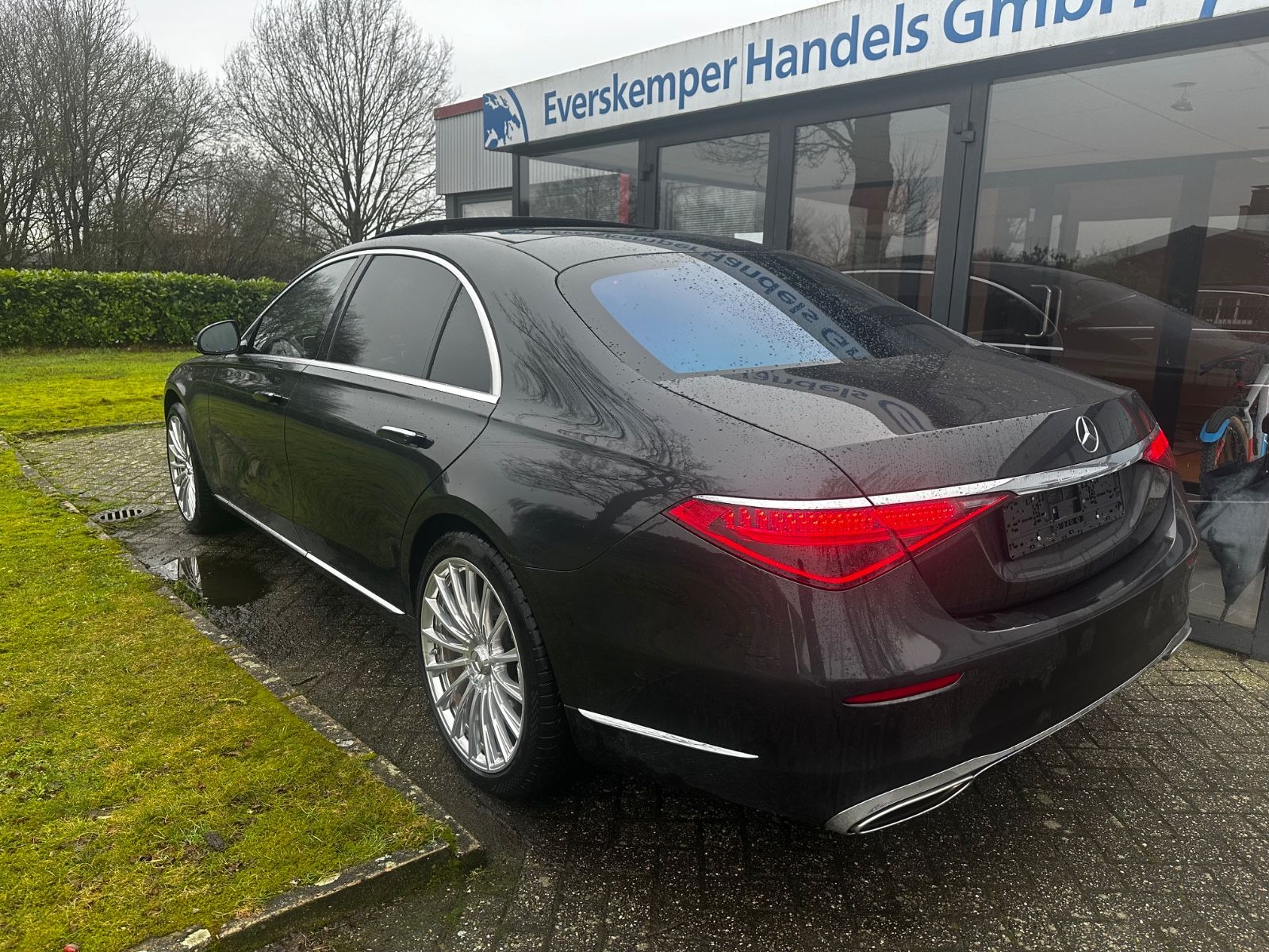Mercedes-Benz S580 4M AMG - Samsaru's Car Outlet