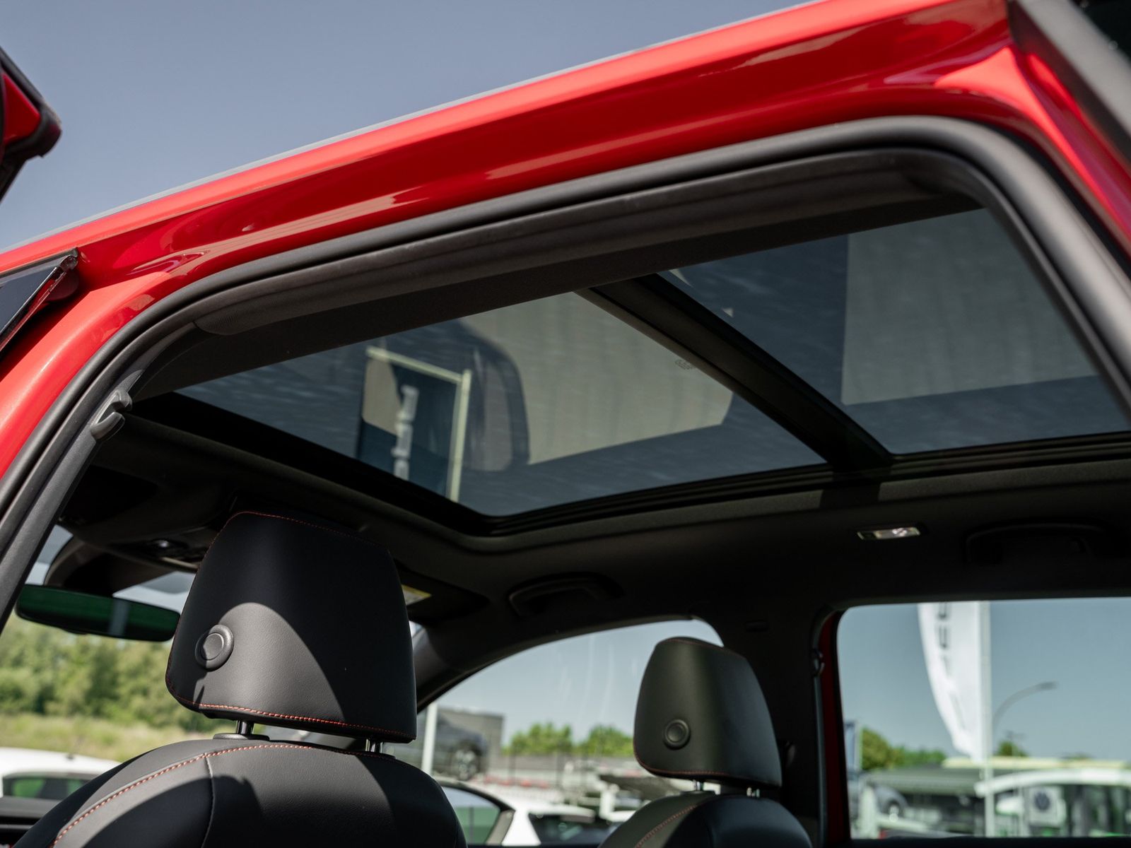 Seat ATECA FR 1.5 TSI DSG AHK Kam. Navi Pano Sportp.