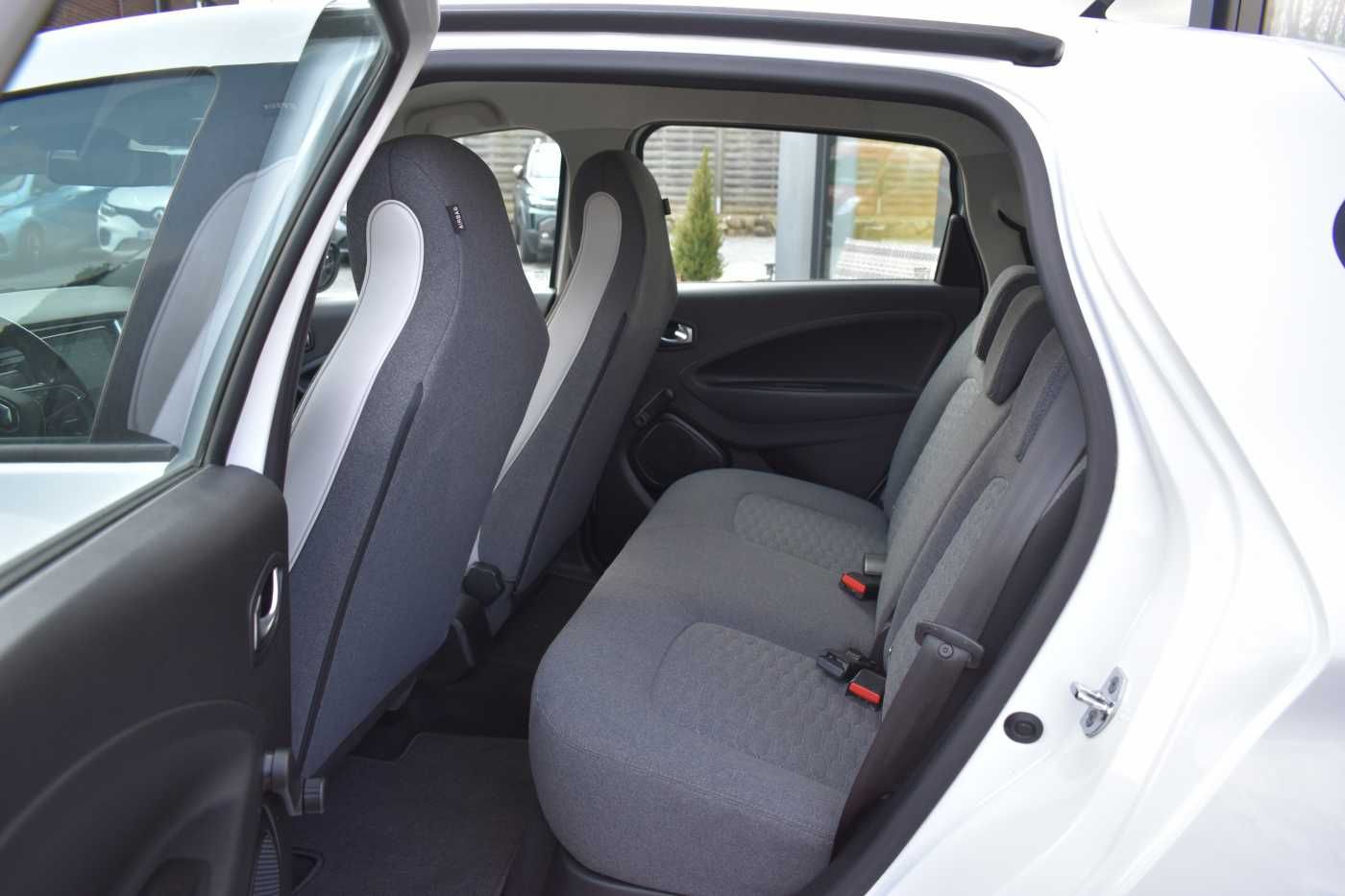 Renault ZOE Experience R110 Z.E. 50 - Samsaru's Car Outlet