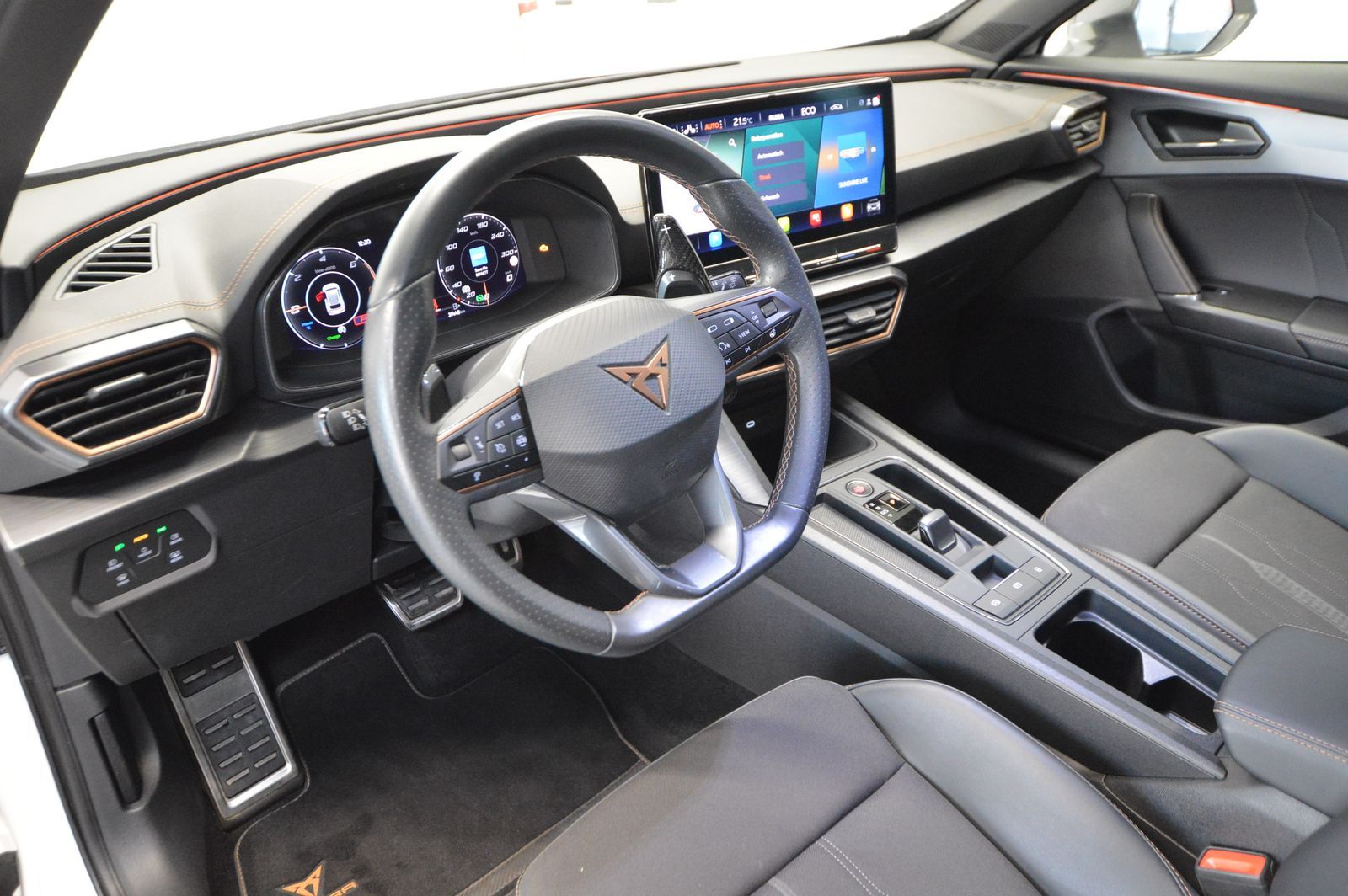 Cupra Formentor VZ 1.4 e-HYBRID - Samsaru's Car Outlet