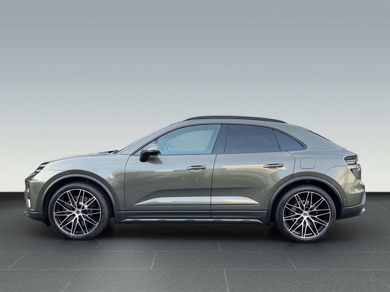 Porsche Macan Turbo - Samsaru's Car Outlet