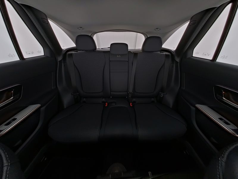 Mercedes-Benz GLC 200 4MATIC Avantgarde - Samsaru's Car Outlet
