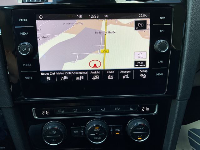 Volkswagen Golf Variant 2.0 TDI SCR DSG Highline - Samsaru's Car Outlet