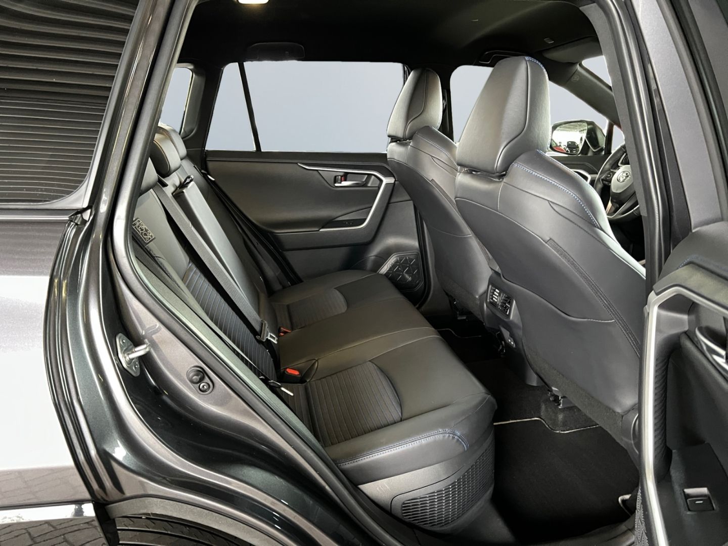 Toyota RAV 4 Hybrid 4x2*Style Selection*Technik*JBL*360