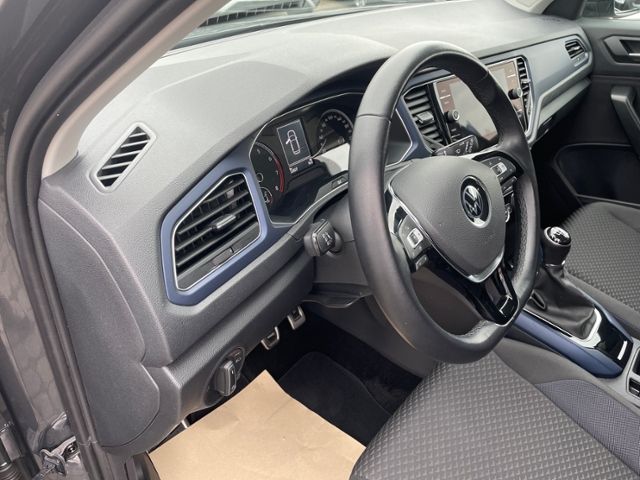 Volkswagen T-Roc Style United 1.0 TSI - Samsaru's Car Outlet