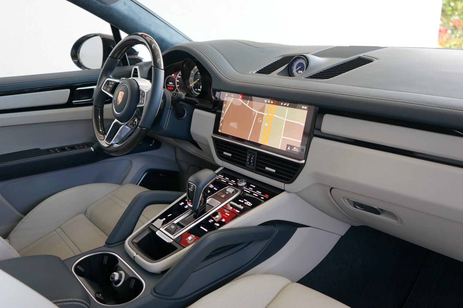 Porsche Cayenne Coupe E-Hybrid MY2021/NEW/KREIDE/1800km