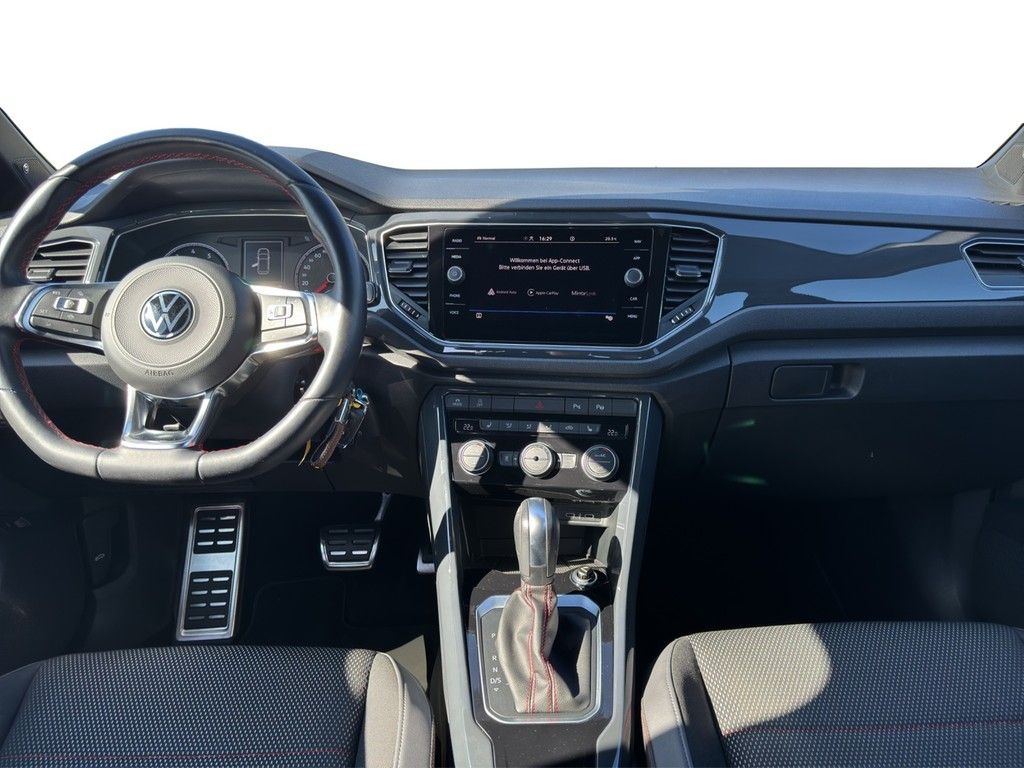 Volkswagen T-Roc 1.5 TSI DSG Sport - Samsaru's Car Outlet