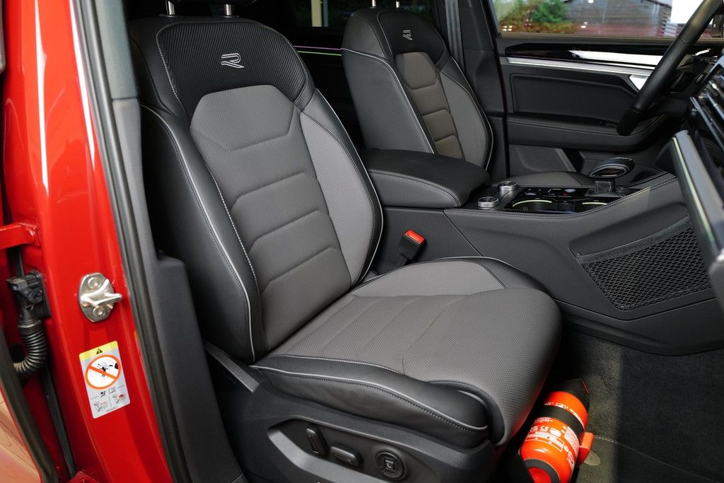 Volkswagen Touareg 3.0TDI R-Line BlackStyle Nachtsicht HuD