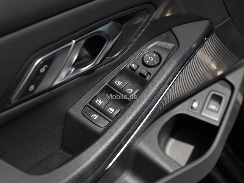 BMW 320e Touring M Sport - Samsaru's Car Outlet
