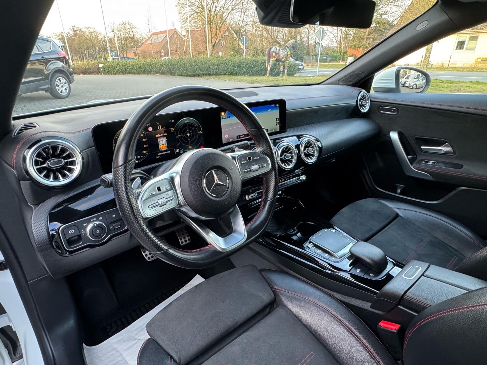 Mercedes-Benz CLA 35 AMG 4M - Samsaru's Car Outlet