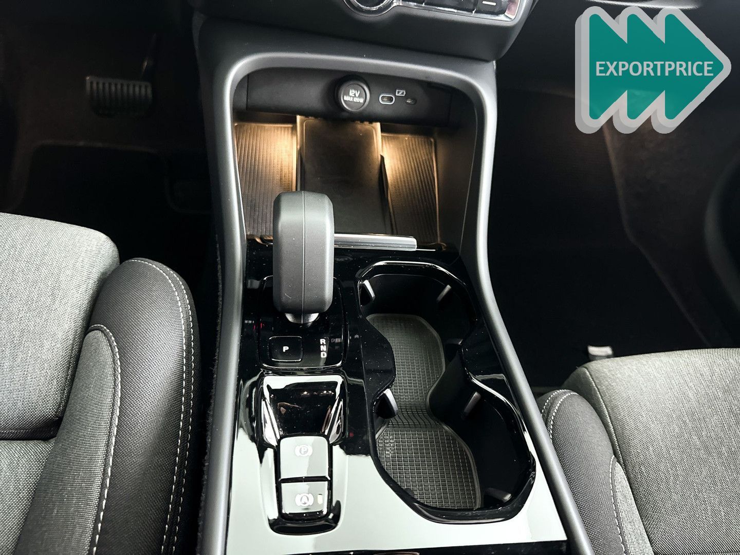 Volvo XC40 B4 Aut. Plus Dark | Stoel- en Stuurverwarmi