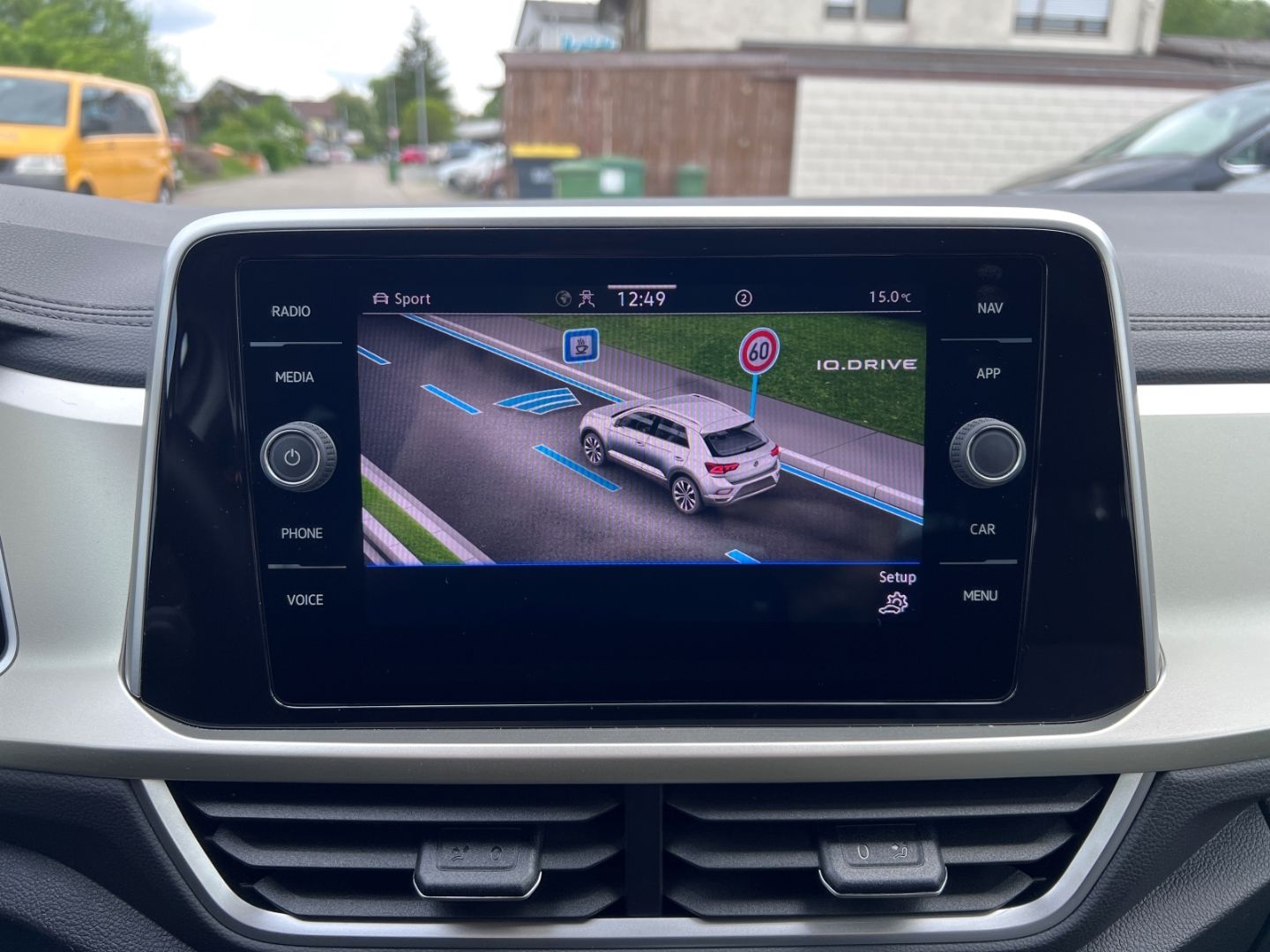 Volkswagen T-Roc 1.0TSI Move - Samsaru's Car Outlet