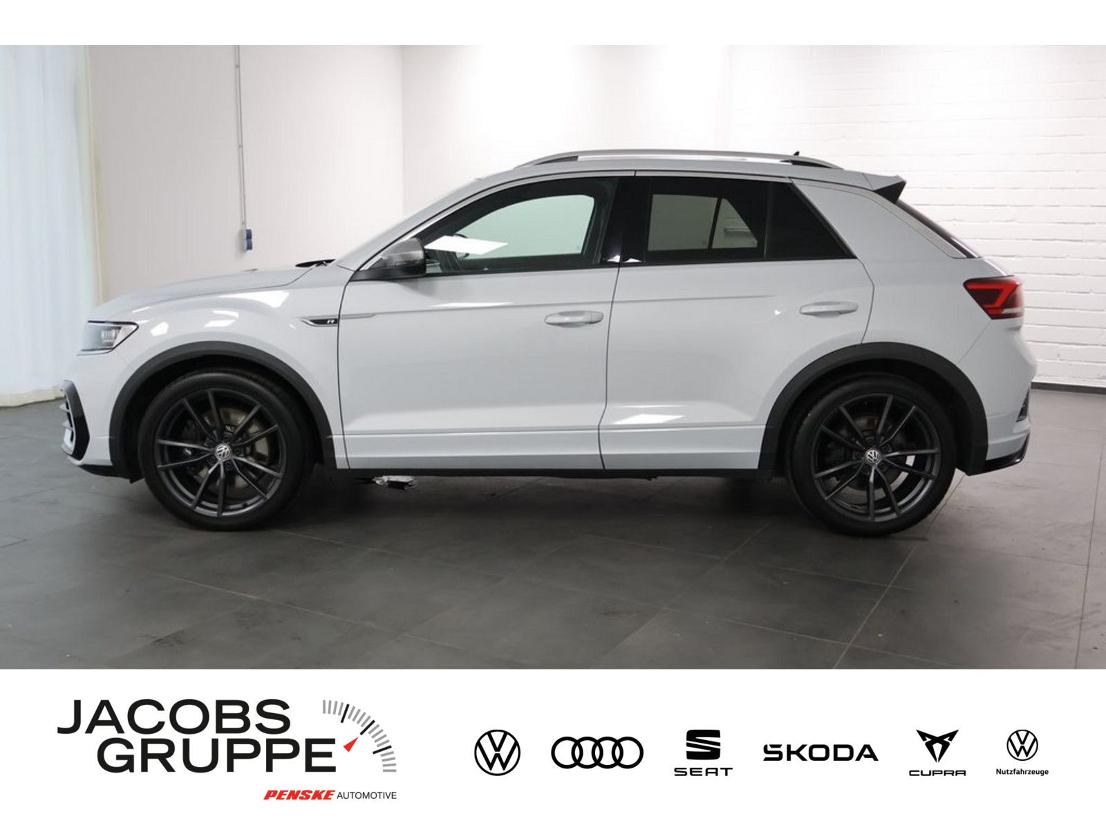 Volkswagen T-Roc 2.0 TSI 4M R - Samsaru's Car Outlet