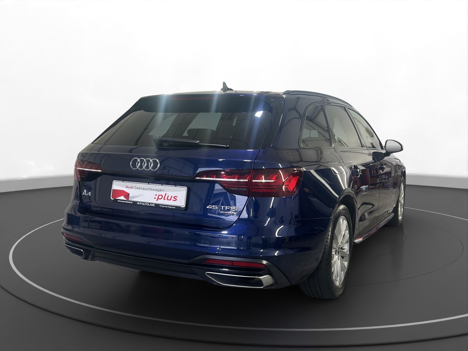 Audi A4 Avant 45 TFSI quattro S tronic - Samsaru's Car Outlet