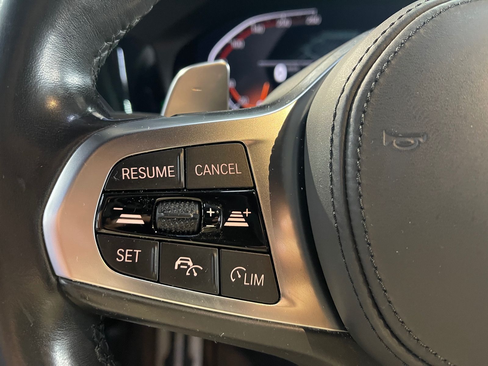 BMW 320d Touring xDrive M Sport - Samsaru's Car Outlet