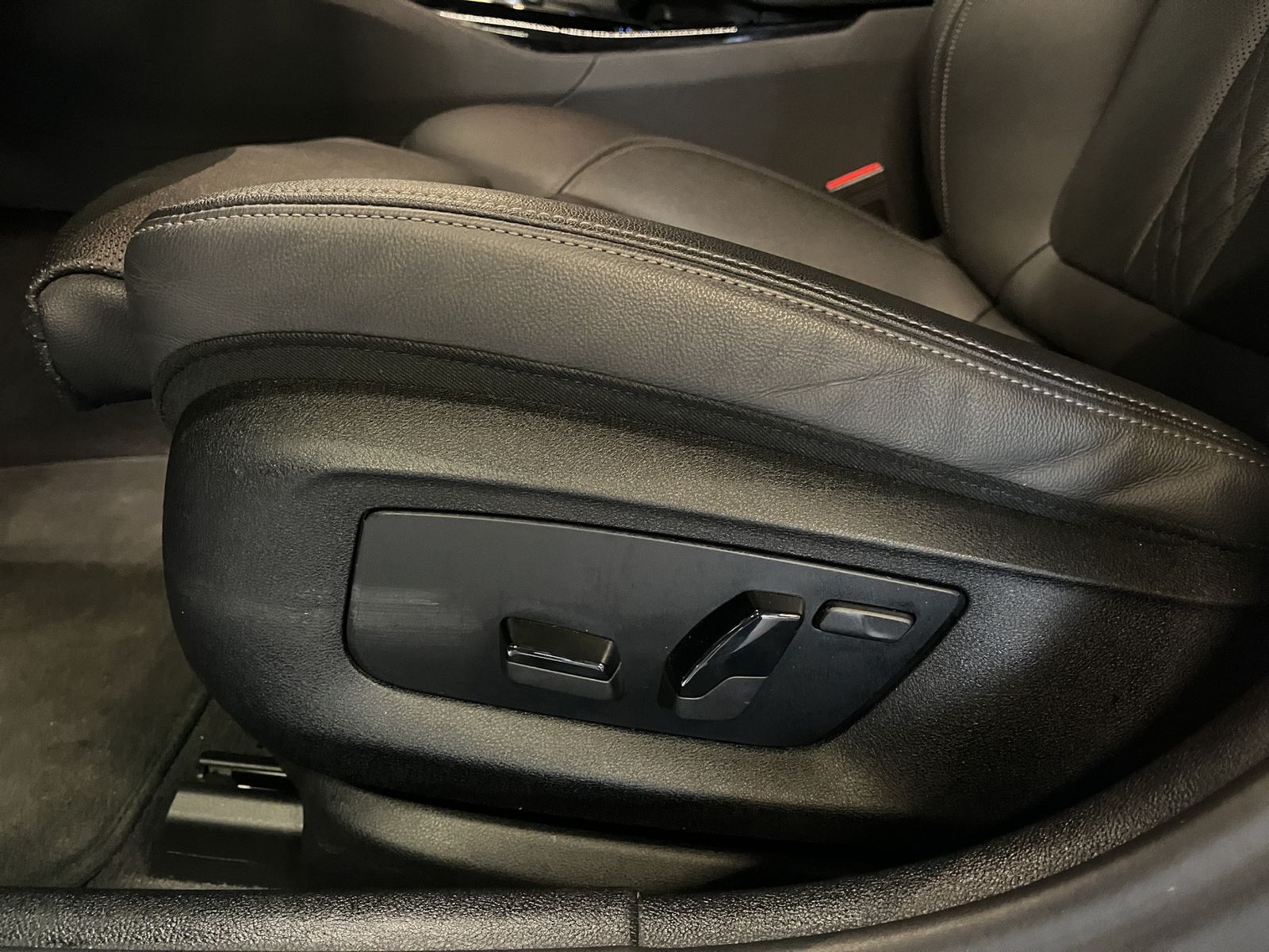 BMW 530  e LIMOUSINE xDrive M Sport/AHK/LIVE COCKPIT