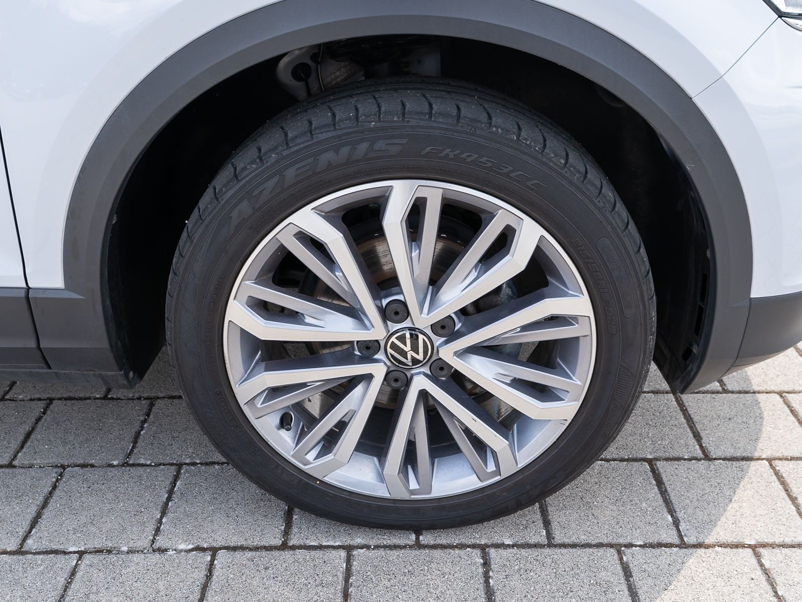 Volkswagen T-Roc Style 1.5TSI DSG - Samsaru's Car Outlet