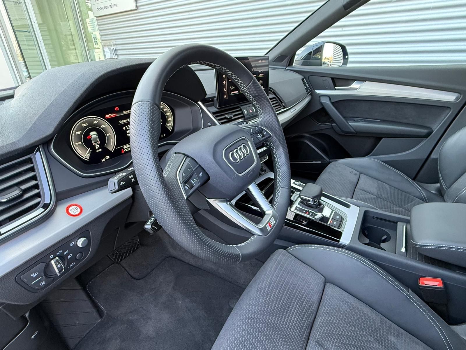 Audi Q5 50 TFSIe S LINE QUATTRO+WINTERRÄDER+B&O+AHK+