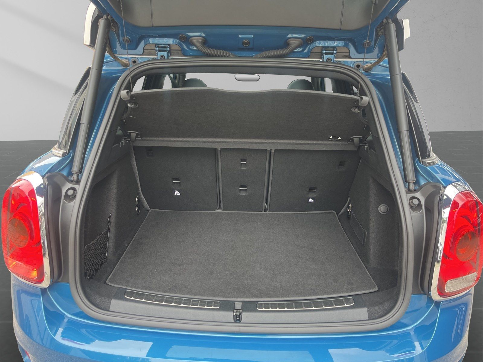 MINI Cooper S ALL4 Countryman Chili - Samsaru's Car Outlet