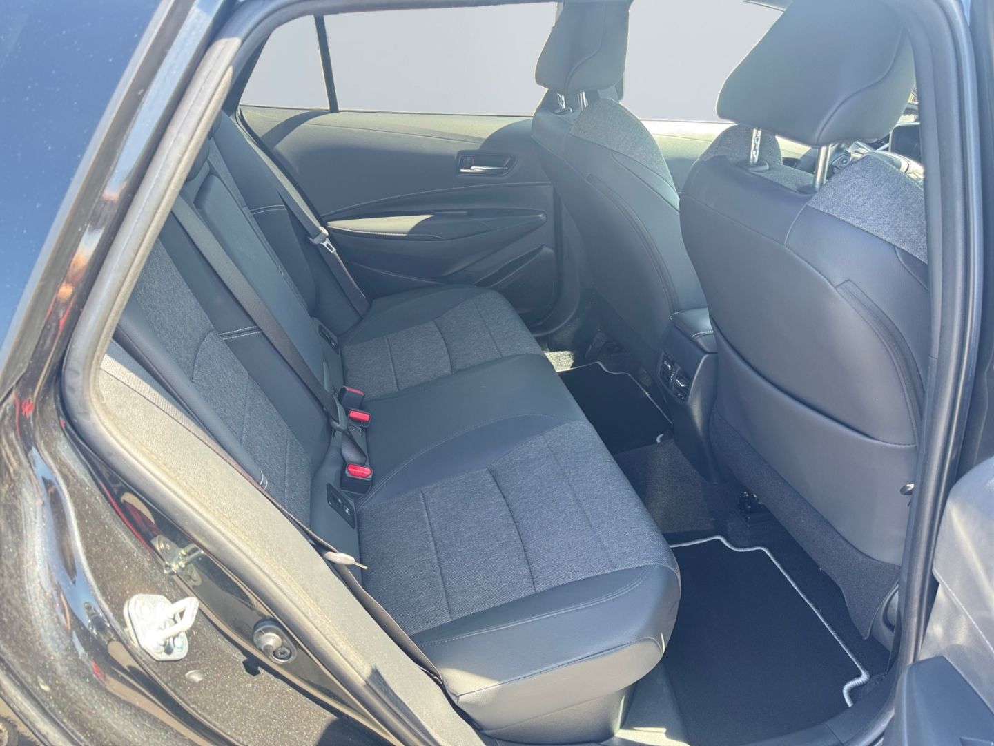 Toyota Corolla 1.8 Hybrid TS Team D *Technik-Paket*CAM*