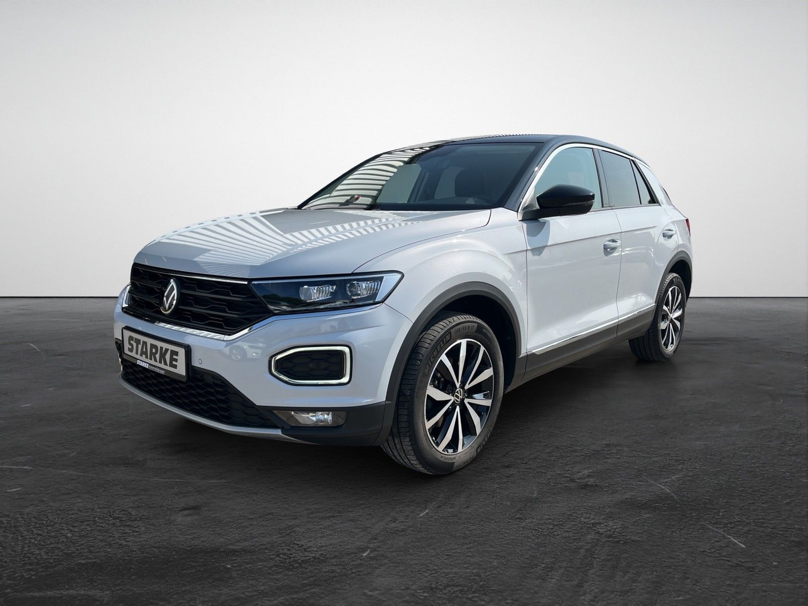 Volkswagen T-Roc 2.0 TDI Style - Samsaru's Car Outlet
