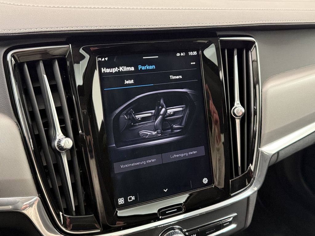 Volvo S90 T8 Ultimate Dark Plug-In Hybrid AWD