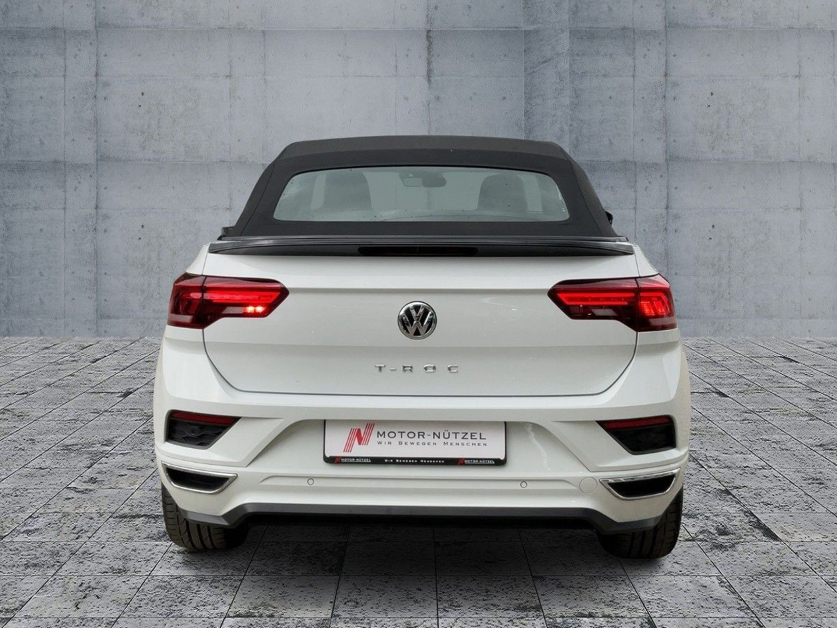 Volkswagen T-Roc 1.5 TSI DSG R-LINE - Samsaru's Car Outlet